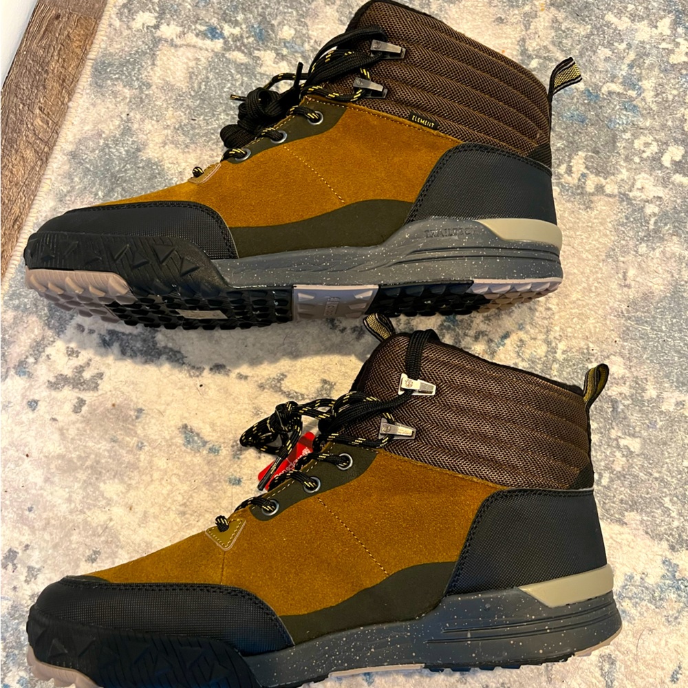 Element Mens Donnelly boots